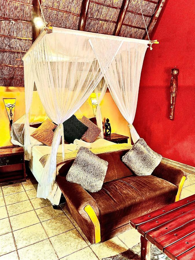 Manzini Chalets Marloth Park Bagian luar foto