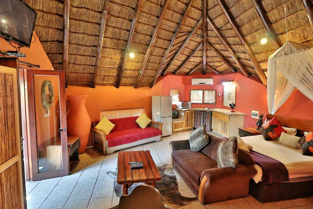 Manzini Chalets Marloth Park Bagian luar foto